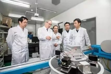 厉害了!华科大引力中心团队研究成果编入高中教科书